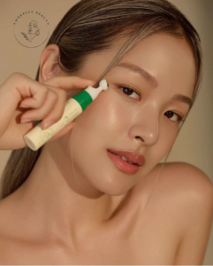 سرم ضدچروک و روشن‌کننده کلاژن اکسیس وای حجم 10 میل