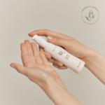 ضدآفتاب سرمی جینسینگ بیوتی آف جوسان با SPF بالای 50 بدون رنگ مناسب پوست خشک حجم 50 میل