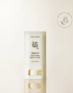 ضدآفتاب استیکی بیوتی آف جوسان حاوی عصاره ماگورت و کاملیا با SPF بالای 50 بدون رنگ مناسب تمام انواع پوست بویژه چرب و مختلط حجم 18 گرم