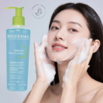 ژل شست و شوی فومی بایودرما مناسب پوست های چرب و مختلط حجم 200 میل