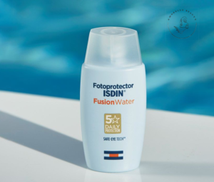 ضدآفتاب فیوژن واتر ایزدین با SPF50 بدون رنگ مناسب تمام انواع پوست حجم 50 میل
