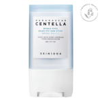 ضدآفتاب استیکی آبرسان سنتلا اسکین 1004 با SPF بالای 50 بدون رنگ مناسب تمام انواع پوست بویژه حساس، خشک و نرمال حجم 20 گرم