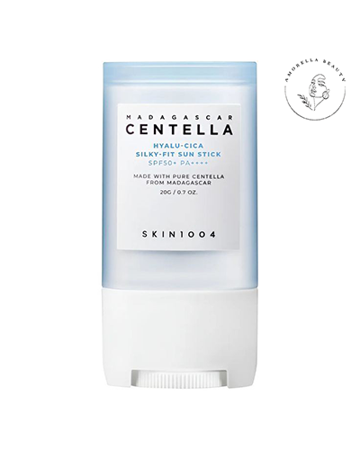 ضدآفتاب استیکی آبرسان سنتلا اسکین 1004 با SPF بالای 50 بدون رنگ مناسب تمام انواع پوست بویژه حساس، خشک و نرمال حجم 20 گرم