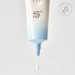 ضدآفتاب کرمی آکوا فرش بیوتی آف جوسان حاوی عصاره برنج و پروبیوتیک مدل Aqua Fresh با SPF بالای 50 بدون رنگ مناسب تمام انواع پوست حجم 50 میل