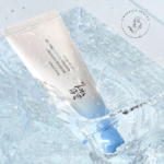 ضدآفتاب کرمی آکوا فرش بیوتی آف جوسان حاوی عصاره برنج و پروبیوتیک مدل Aqua Fresh با SPF بالای 50 بدون رنگ مناسب تمام انواع پوست حجم 50 میل