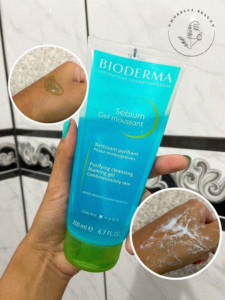 ژل شست و شوی فومی بایودرما مناسب پوست های چرب و مختلط حجم 200 میل