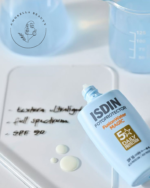 ضدآفتاب فیوژن واتر ایزدین مدل Magic با SPF50 بدون رنگ مناسب تمام انواع پوست حجم 50 میل