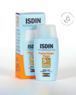 ضدآفتاب فیوژن واتر ایزدین مدل Magic با SPF50 بدون رنگ مناسب تمام انواع پوست حجم 50 میل