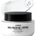 کرم مرطوب‌کننده اسنس جومیسو 88% و پپتاید جومیسو مناسب انواع پوست حجم 100 میل