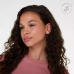 رژگونه استیکی اسنس